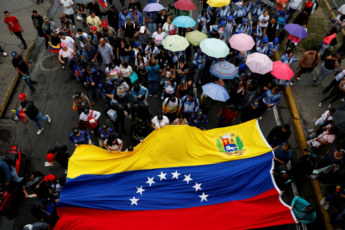 «Πήραν τον Αλή Μπαμπά, άφησαν τους κλέφτες»