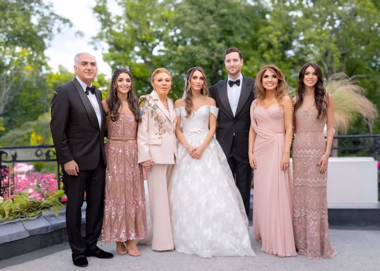 Ρεζά Παχλαβί: Ποιος είναι ο εξόριστος γιος του τελευταίου Σάχη