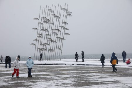 Έκτακτα μέτρα για την προστασία αστέγων και ευάλωτων πολιτών από τον Δήμο Θεσσαλονίκης