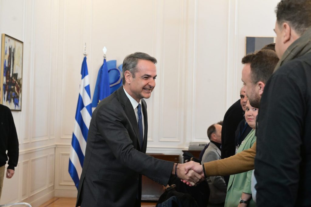 Μπλόκα: Στο Μαξίμου οι αγρότες – Σε εξέλιξη η συνάντηση των 25 με Μητσοτάκη, τα ονόματα