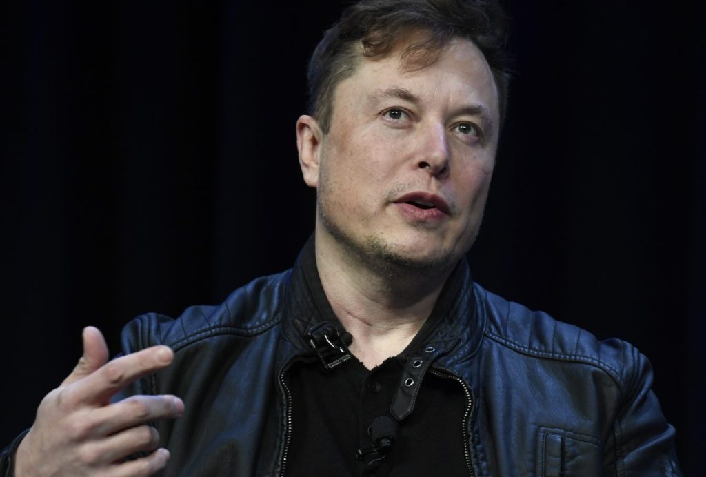 Ίλον Μασκ: Δωρεάν πρόσβαση στο Starlink για το Ιράν
