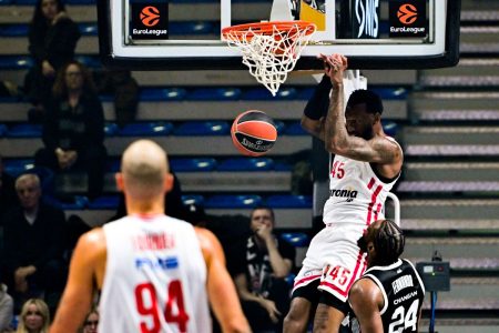 Παρτιζάν – Ολυμπιακός 66-104: Έκανε «περίπατο» στη Χάλα Πιονίρ