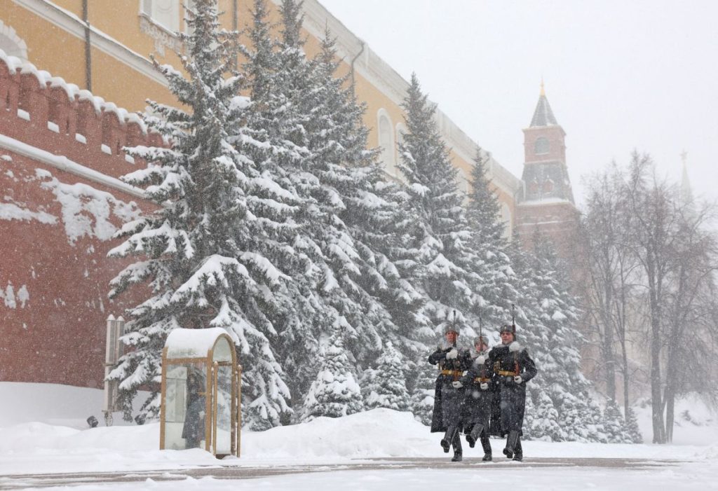 Ένταση Μόσχας – Λονδίνου για την απέλαση Βρετανού διπλωμάτη ως «κατασκόπου»