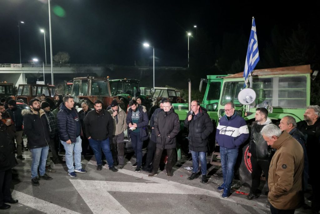 Τα είπα ξείπα με τους αγρότες