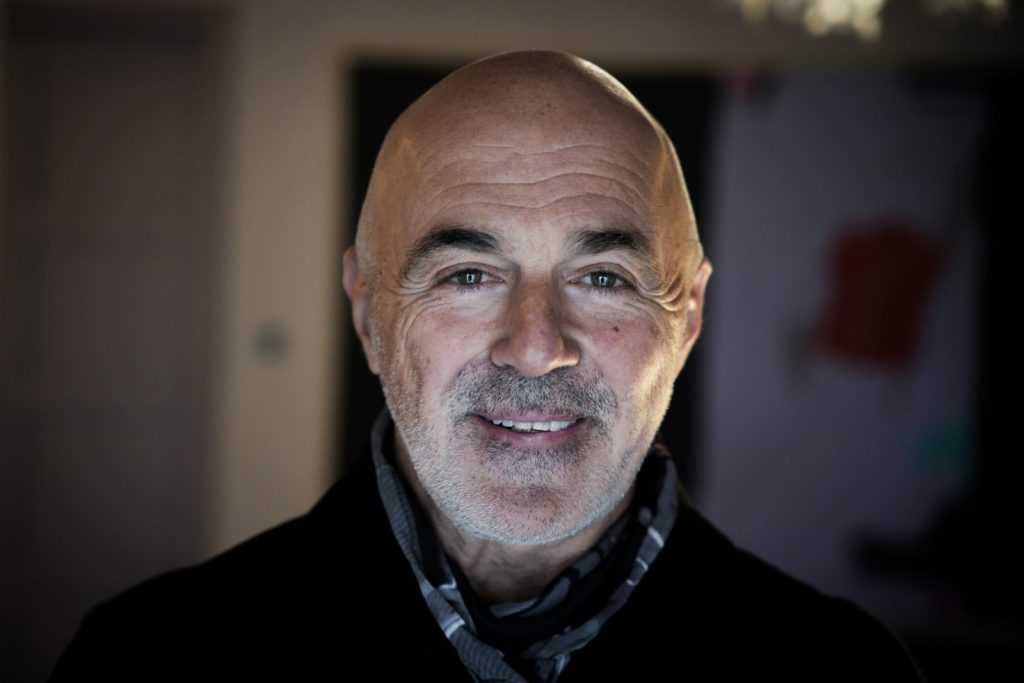 Στάθης Λιβαθινός – ΒΗΜΑ Talks: «Δεν είναι δουλειά του θεάτρου ν’ αλλάξει τον κόσμο˙ τον άνθρωπο ναι»