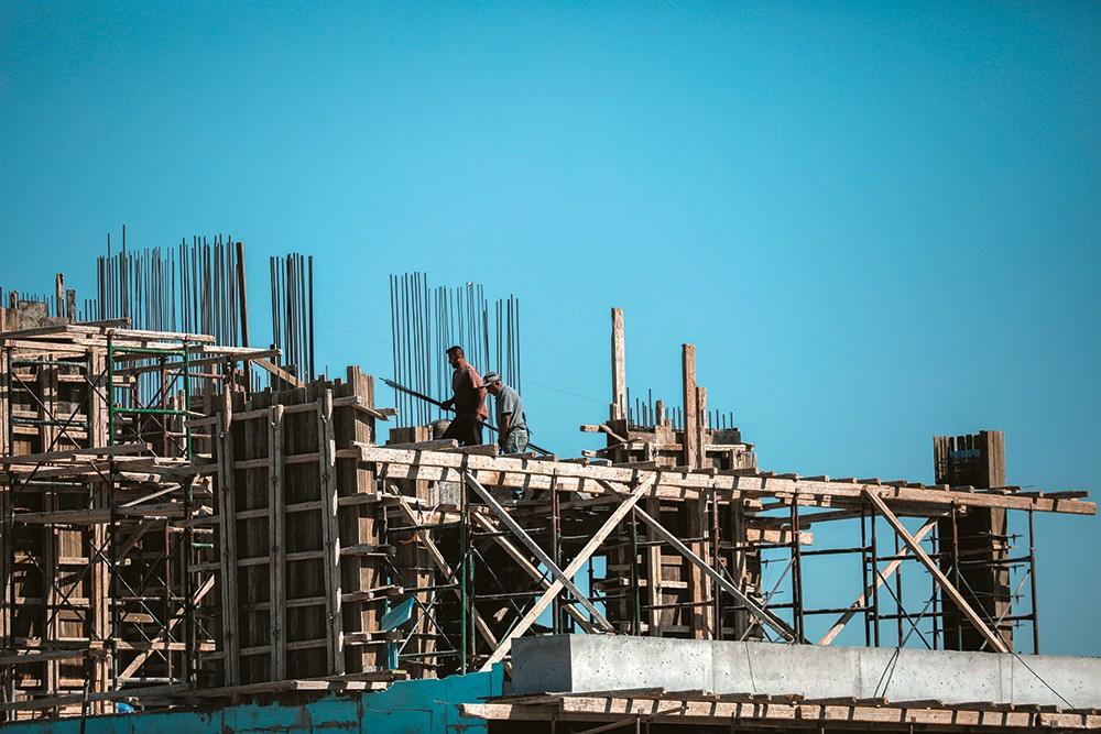 Η «ακτινογραφία» των κατασκευαστικών – Οι όμιλοι «χτίζουν» την Ελλάδα με έργα-μαμούθ