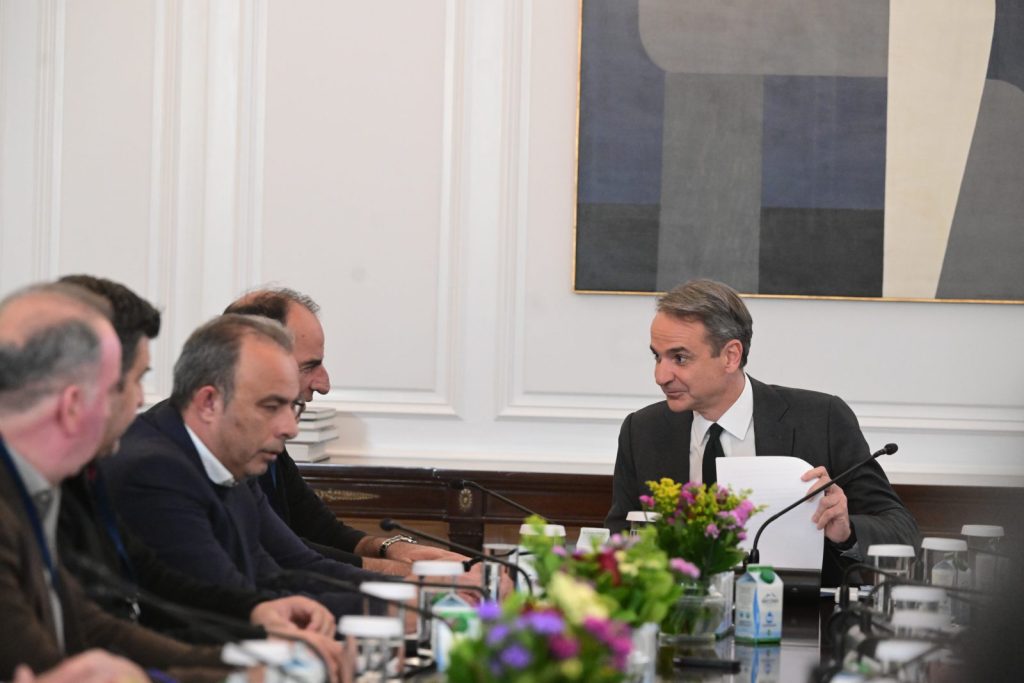 Μητσοτάκης σε αγρότες: «Να μπει τέλος σε μια περίοδο μεγάλης έντασης»