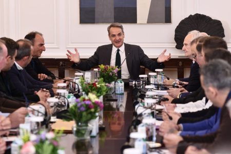 Τετράωρη συνάντηση χωρίς αποτέλεσμα: «Δεν πήραμε τίποτα», λένε οι αγρότες