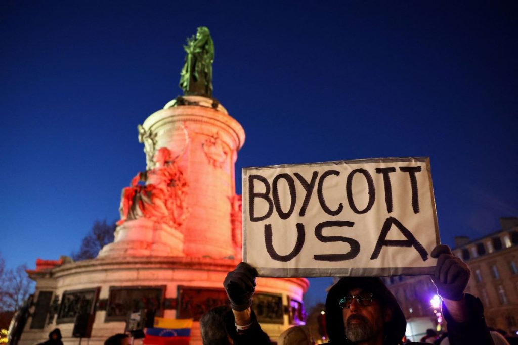 Δημοσκόπηση – Γαλλία: «Ο Τραμπ απειλή για την παγκόσμια ειρήνη» λέει το 84%