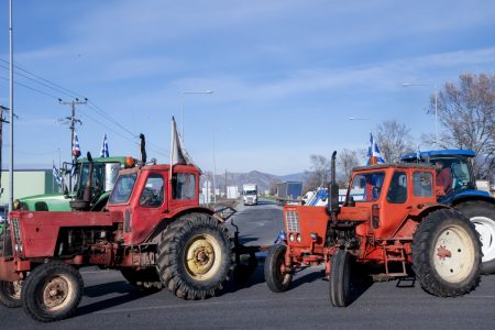 Μπλόκα: Ποιοι φεύγουν, ποιοι μένουν και το παρασκήνιο από το Μαξίμου
