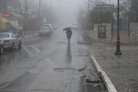 Κακοκαιρία τώρα: Ετσι θα εξελιχθεί στην Αττική – Οι επικίνδυνες ώρες – Συνεχής ενημέρωση