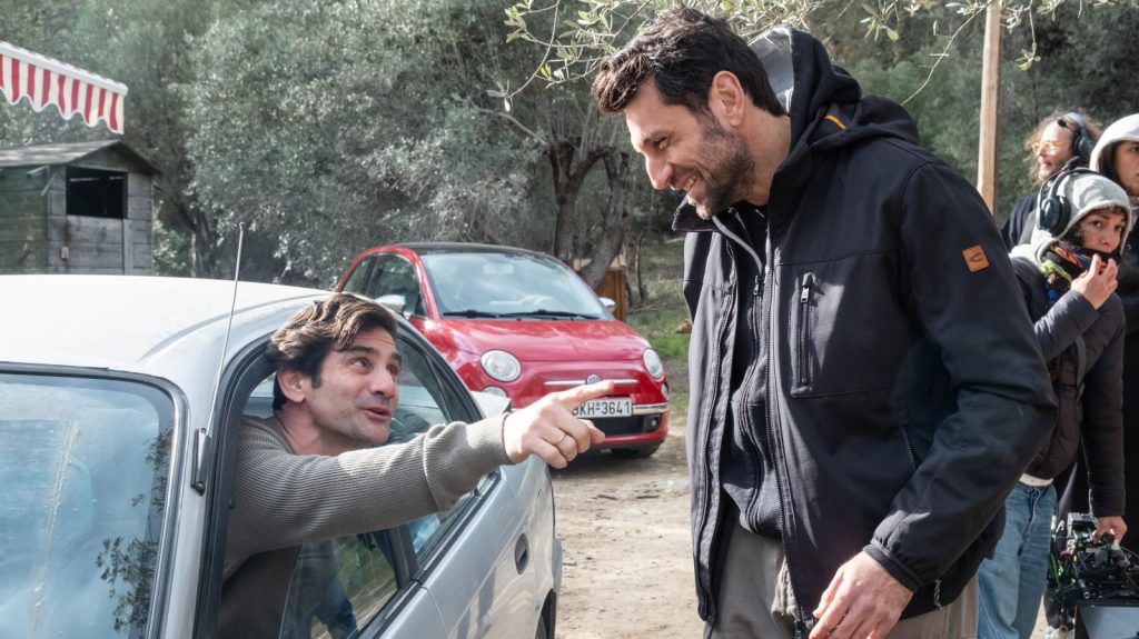 «Κάμπινγκ»: Η πρώτη backstage φωτογραφία από τα γυρίσματα της σειράς του Mega