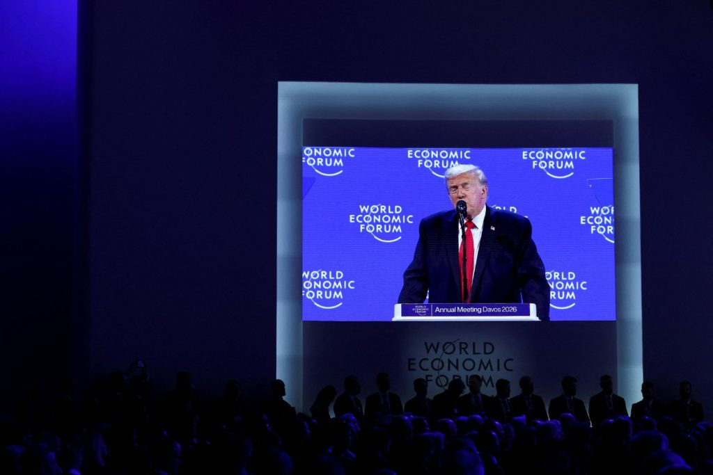 Τραμπ στο Νταβός: Επίθεση σε ΕΕ και ΝΑΤΟ – Αποστάσεις από Ουκρανία, διαπραγματεύσεις για Γροιλανδία