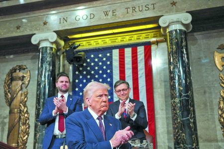 Πώς ο Τραμπ μπορεί να «υπερθερμάνει» την οικονομία