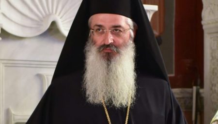 Επίθεση Μητροπολίτη Άνθιμου στον Βελόπουλο για «ρωσοφιλία» και «χριστεμπορία»