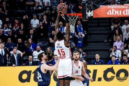 Εφές-Ολυμπιακός 68-74: Διπλό στην Κωνσταντινούπολη για τους ερυθρόλευκους