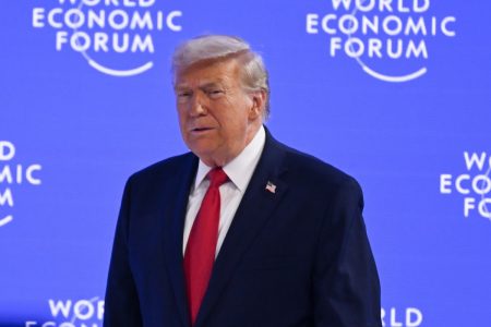 Τραμπ: «Δεν είμαι ικανοποιημένος με το Ιράν, θέλω συμφωνία αλλά…»