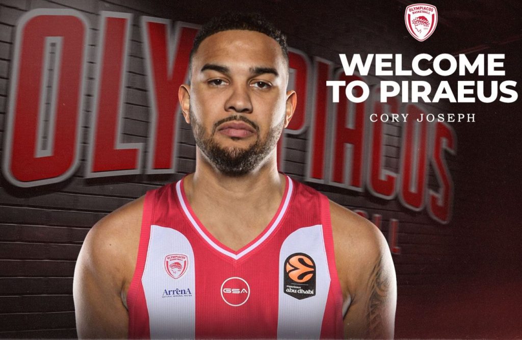 Ολυμπιακός: Ο Κόρι Τζόσεφ ντύθηκε στα ερυθρόλευκα