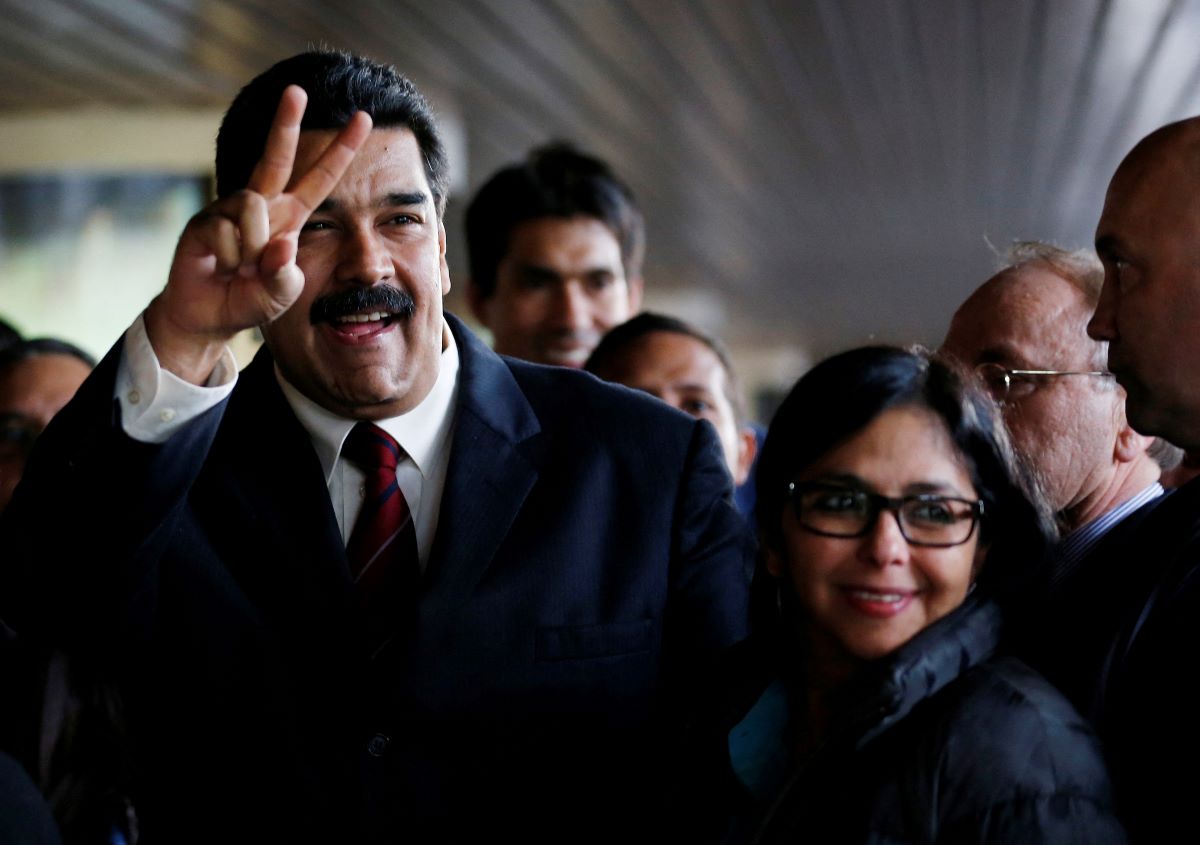 Guardian: Η συμφωνία πίσω από την πτώση Μαδούρο, ο ρόλος της Ντέλσι Ροντρίγκες