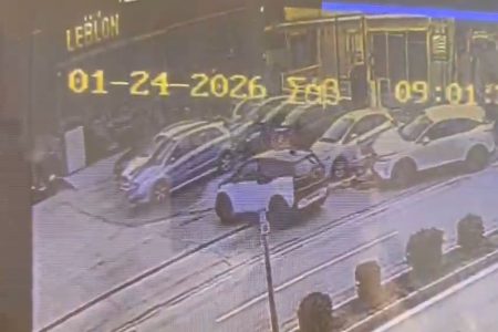 Βίντεο από την παράσυρση στα ΕΛ.ΤΑ Βριλησσίων