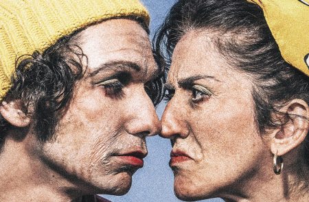 «Η ζωή είναι ένα διάλειμμα, σαν να βγήκαμε για τσιγάρο…»