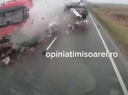 Τροχαίο δυστύχημα στη Ρουμανία με οπαδούς του ΠΑΟΚ, 7 Ελληνες νεκροί – Η στιγμή της σύγκρουσης
