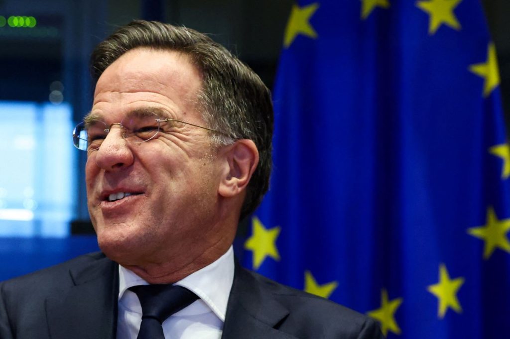 Γαλλία κατά Ρούτε: «Η Ευρώπη μπορεί να αμυνθεί μόνη της εντός ΝΑΤΟ»