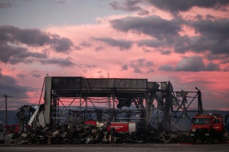 Από διαρροή προπανίου η έκρηξη στο εργοστάσιο «Βιολάντα» στα Τρίκαλα – 3 συλλήψεις