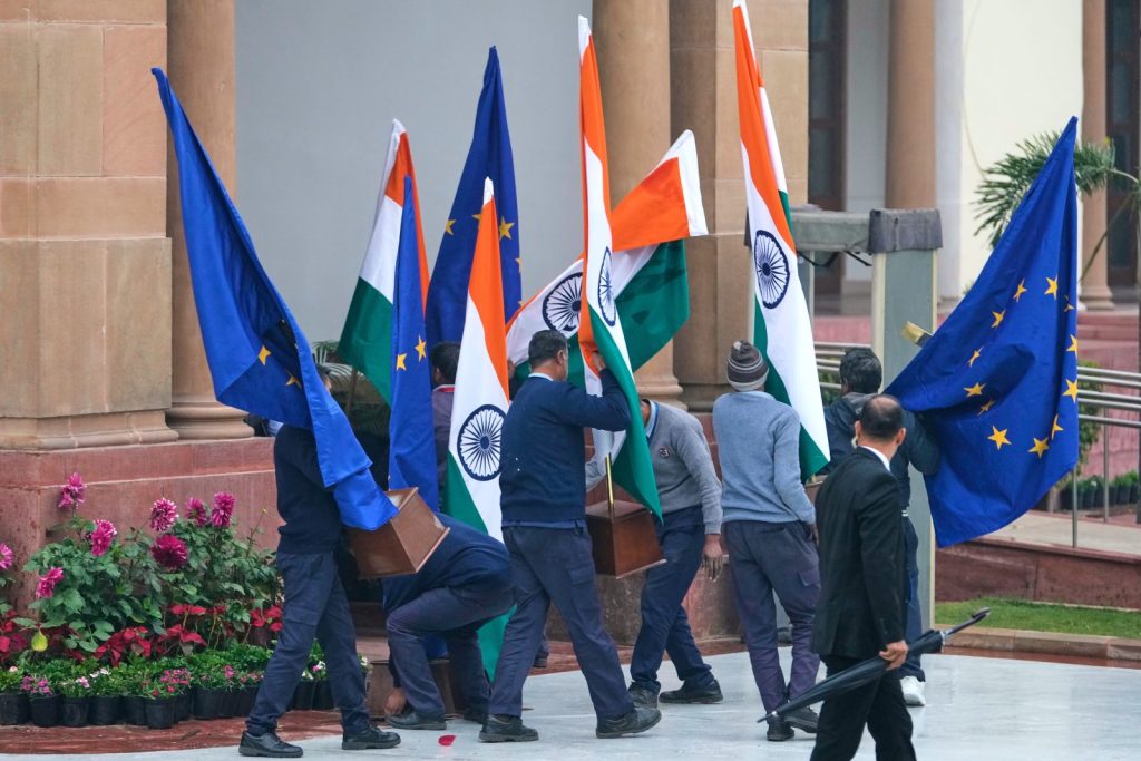 Πώς ο Τραμπ έφερε πιο κοντά ΕΕ και Ινδία
