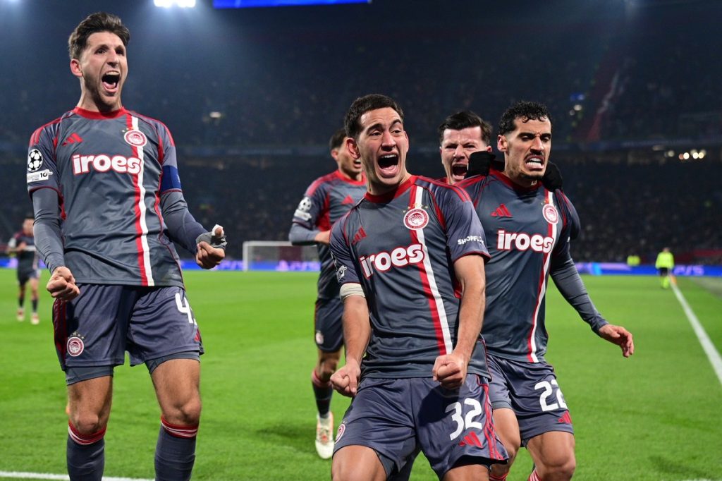 Ο Ολυμπιακός συνεχίζει στα αστέρια: 1-2 μέσα στο Άμστερνταμ τον Άγιαξ