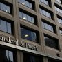 S&P: Θετικές προοπτικές ανάπτυξης για την Ελλάδα – Το καμπανάκι