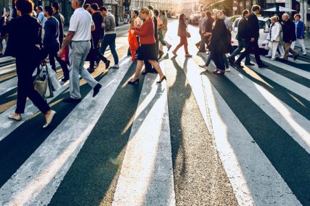 Ποιοι θα δουν «φουσκωμένο» μισθό από σήμερα – Οι μεγάλοι κερδισμένοι, παραδείγματα