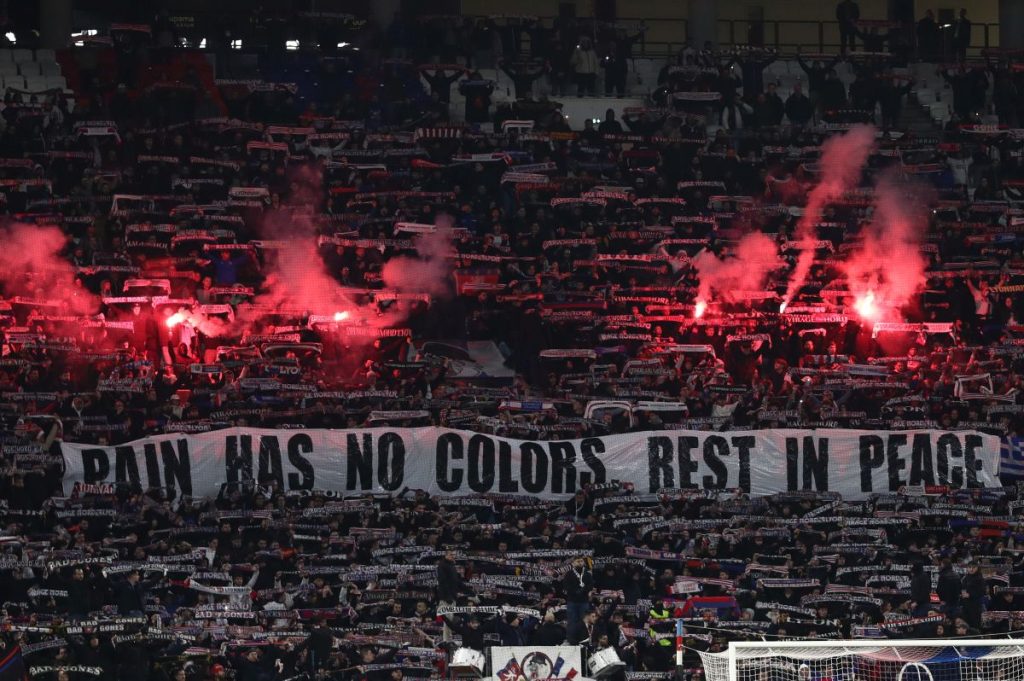 Το «τελετουργικό» των οπαδών του ΠΑΟΚ που συγκλόνισε