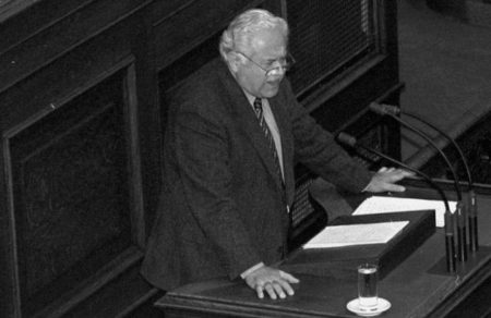 Πέθανε ο Νίκος Ακριτίδης, ιστορικό στέλεχος του ΠαΣοΚ