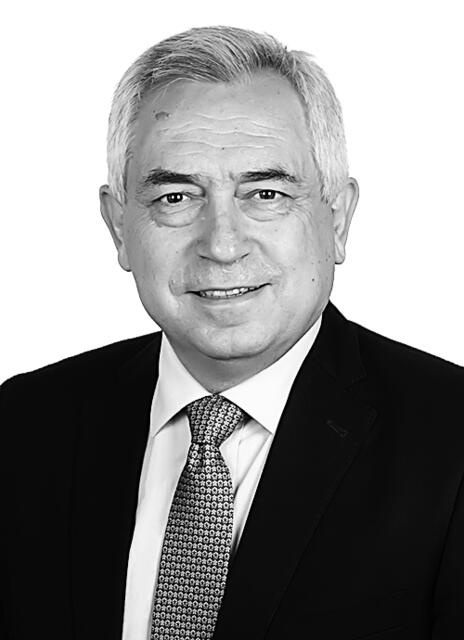 Η διεθνοποίηση των ομίλων