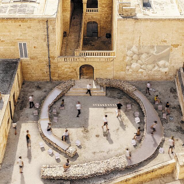 Οι ξεχασμένες αλήθειες μιας ξερολιθιάς