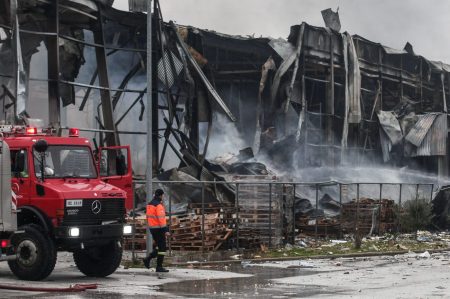 Στη χαραμάδα των μηχανισμών