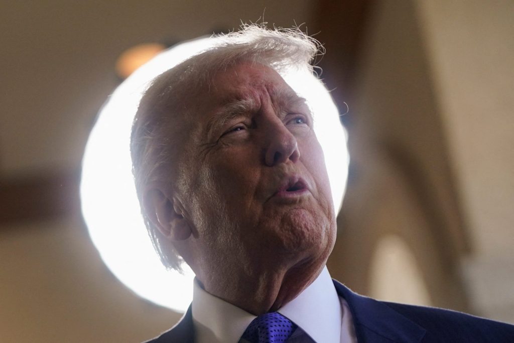 Επίθεση Τραμπ στα Grammys: Ο Επστάιν, η Γροιλανδία και το σχόλιο που το εξόργισε