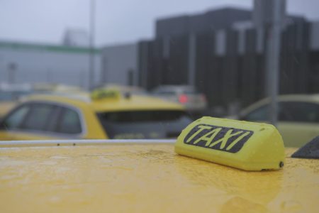 Σε νέα 48ωρη απεργία τα ταξί στην Αττική