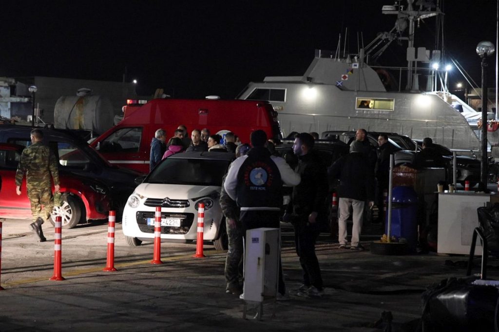 Χίος: 40 άτομα σε 8 μέτρα σκάφος – Η ανακοίνωση του Λιμενικού