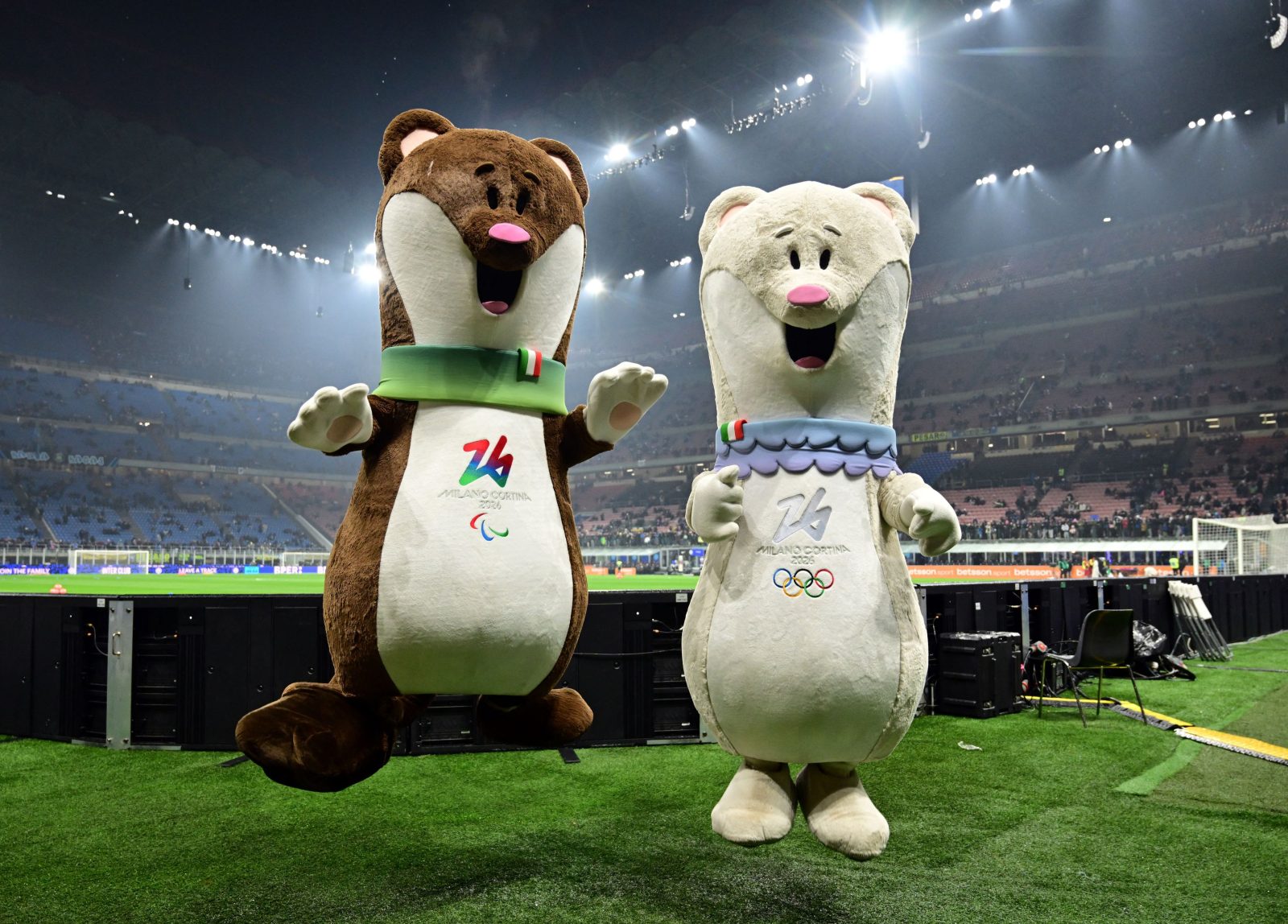 Τίνα και Μίλο