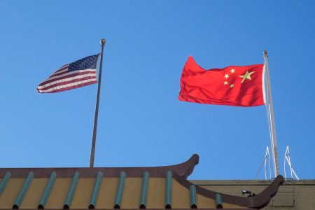 Η αμερικανική και η κινεζική οικονομία οδεύουν προς ένα «άσχημο» διαζύγιο