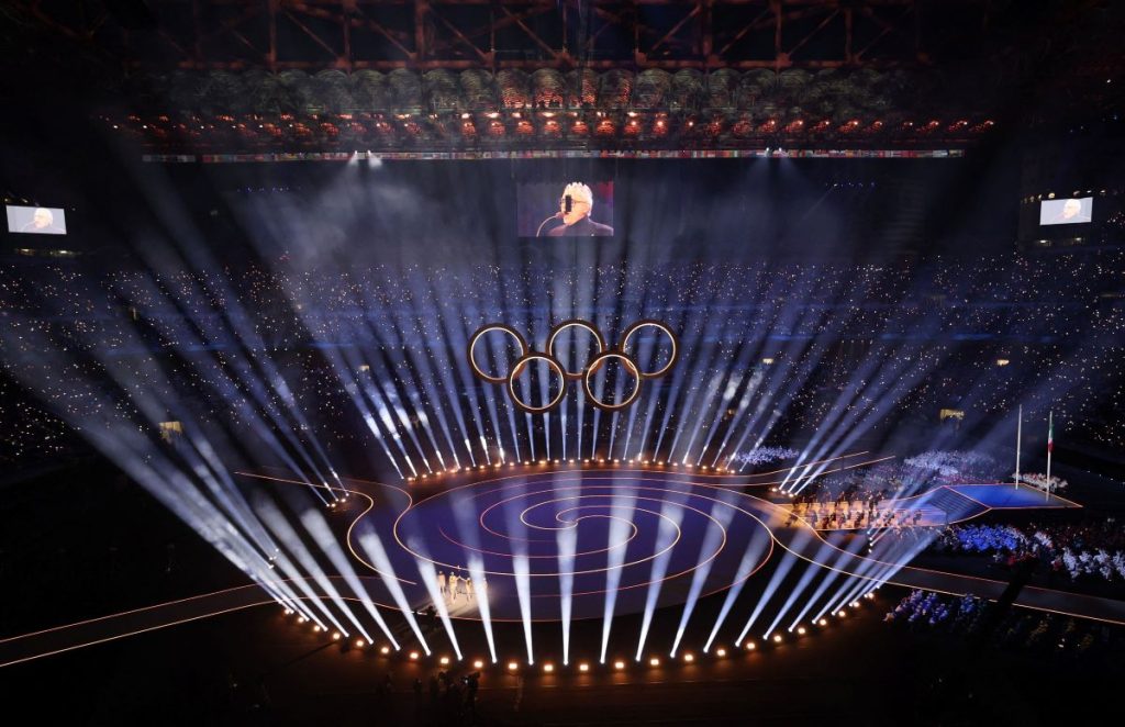 Σε εξέλιξη η τελετή έναρξης των Χειμερινών Ολυμπιακών Αγώνων 2026