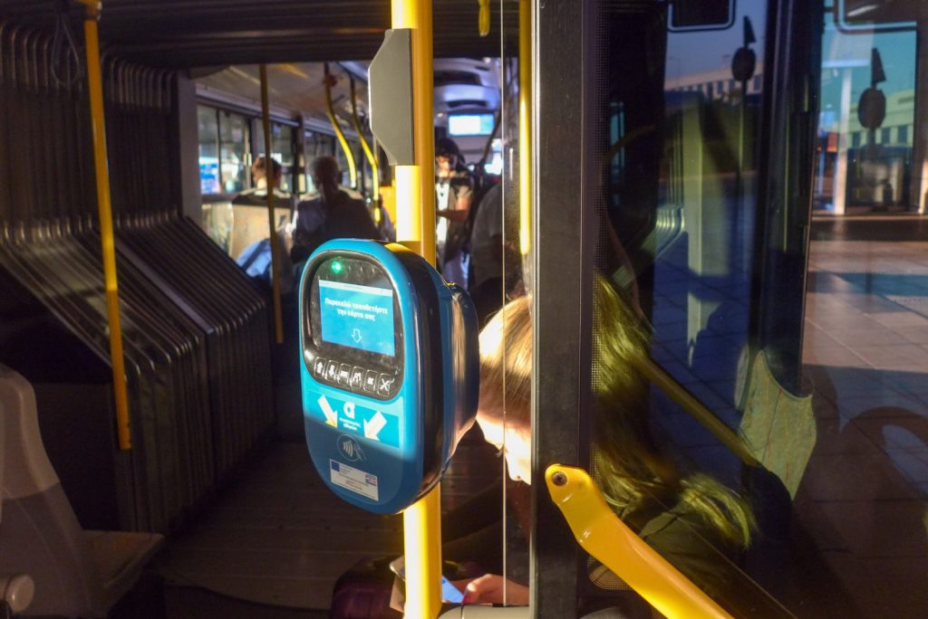 Αυστηρότερα πρόστιμα για λαθρεπιβάτες και βανδάλους των ΜΜΜ