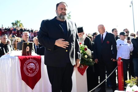 Σύσσωμη η οικογένεια του Ολυμπιακού στο μνημόσυνο για τα θύματα της Θύρας 7