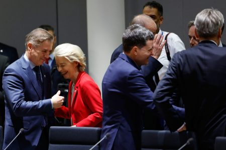 Η «διαβολοβδομάδα» της Ευρώπης: Άμυνα, οικονομία και το ερώτημα αν μπορεί να σταθεί μόνη της