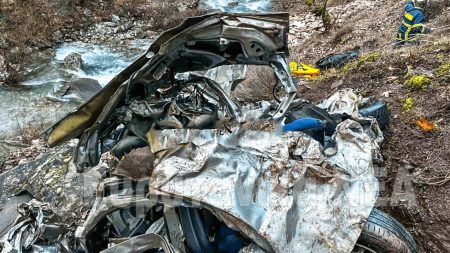 Ευρυτανία: θανατηφόρο τροχαίο, ΙΧ έπεσε σε γκρεμό 300 μέτρων