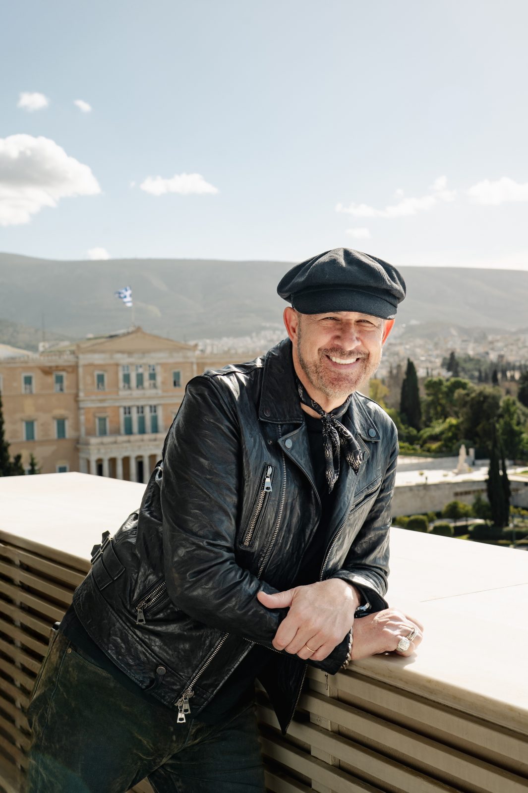 Τζον Βαρβάτος: «Θέλω να ζήσω στην Ελλάδα»