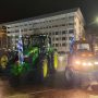 Μπλόκα αγροτών: Από την παρέλαση των τρακτέρ στην επαρχία στην κάθοδο στην Αθήνα