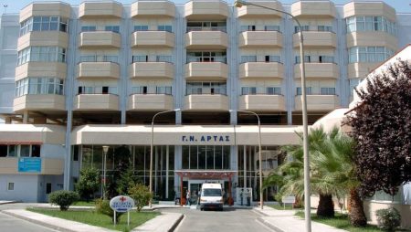 Αρτα: 35χρονη πέθανε ενώ θήλαζε – Τα πιθανά αίτια, ο ρόλος του βρέφους